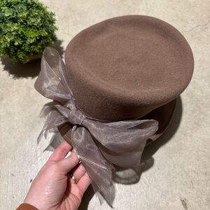 Vtg 100% Wool Hat Brown Sheer Bow Equestrian Mary Poppins Fall Old‎ Fashioned